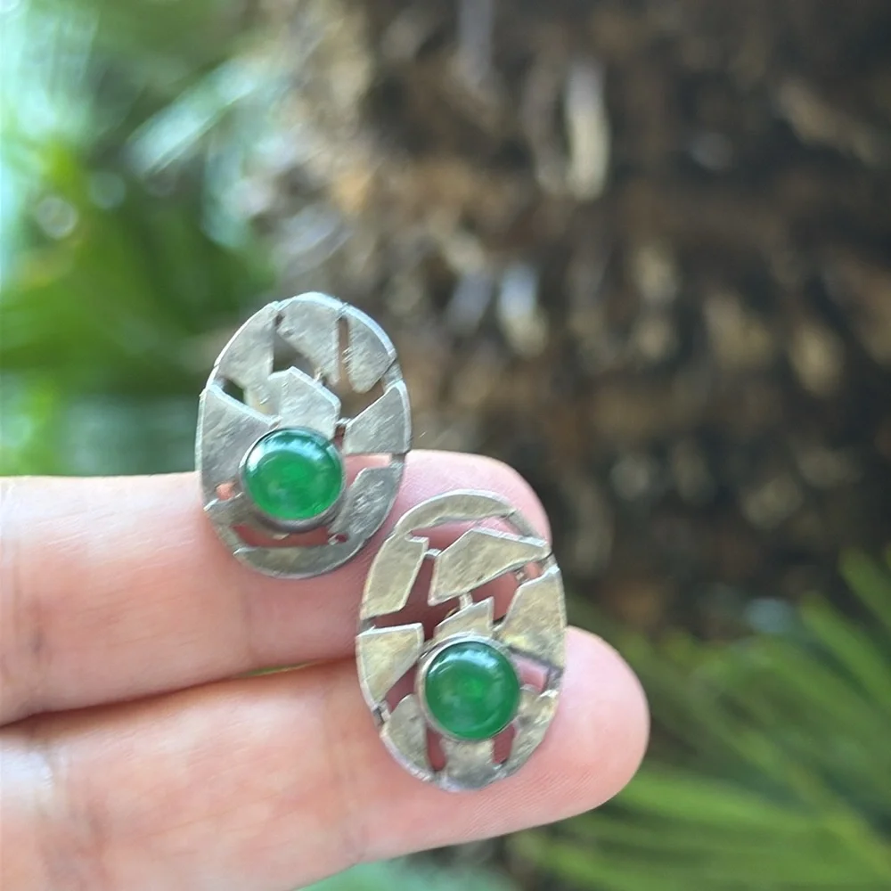 Vintage Silver and Jade Cufflinks - Picture 12 of 17